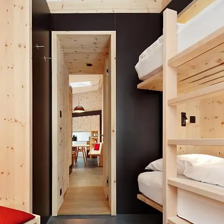 アルパイン チェサ プラットナー ロッジ *