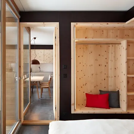 ロッジ アルパイン チェサ プラットナー *