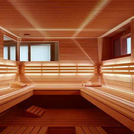 アルパイン チェサ プラットナー ロッジ *